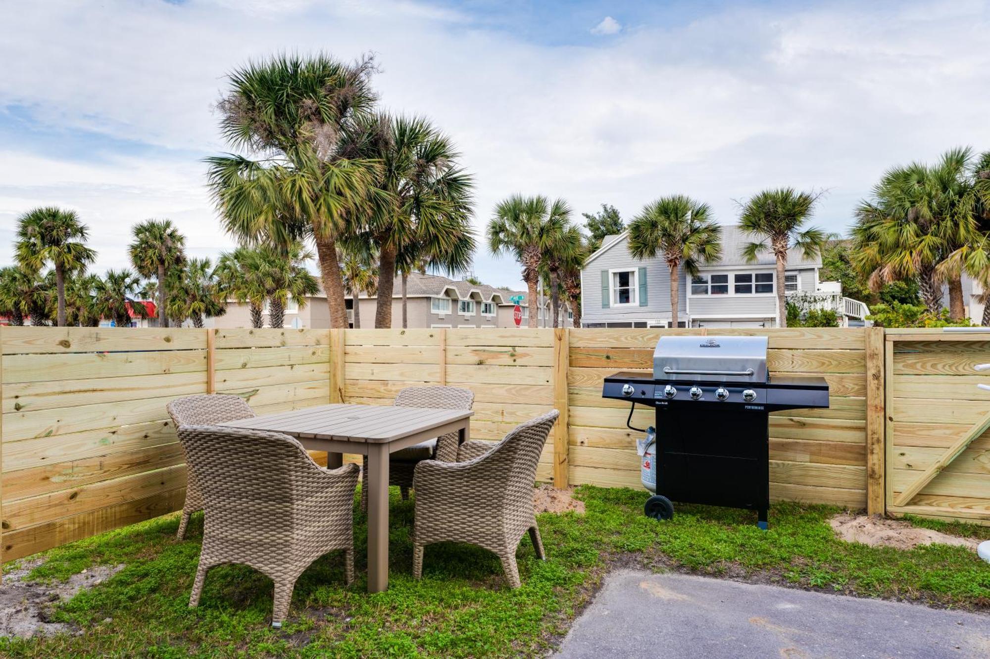 Be A Nomad Lovely 2Br 1Blk From The Ocean Джексонвілл-Біч Екстер'єр фото